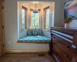 Queen bedroom reading window seat.